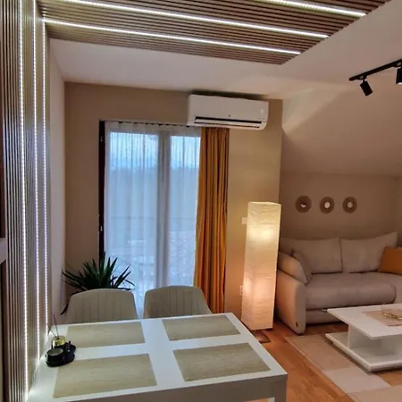 Apartment La Campanella *